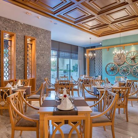 Side Crown Sunshine Ultra All Inclusive Luaran gambar